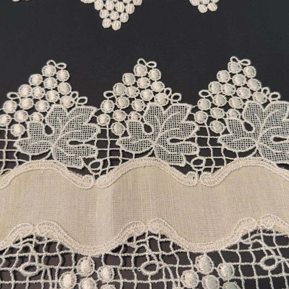 Vintage Beige Lace Table Runner and Doily Set Grape Vine Motif Scalloped Edge